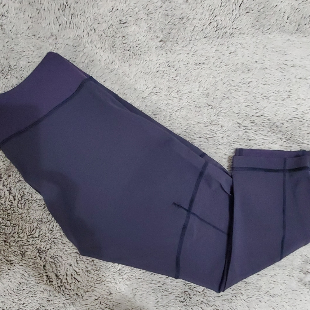 Lululemon Mesh Back Crops